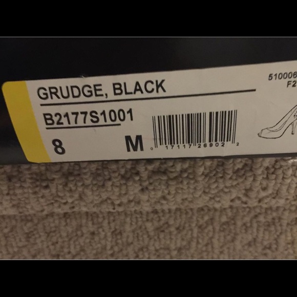 Fergalicious Grudge peep toe pumps size 8 - Picture 4 of 9